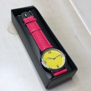 Avon Pink and yellow lemon Woman’s Watch
